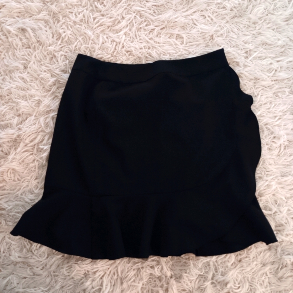 Anne Klein Women's Fit and Flare Skirt Black Size 8 Side Ruffle